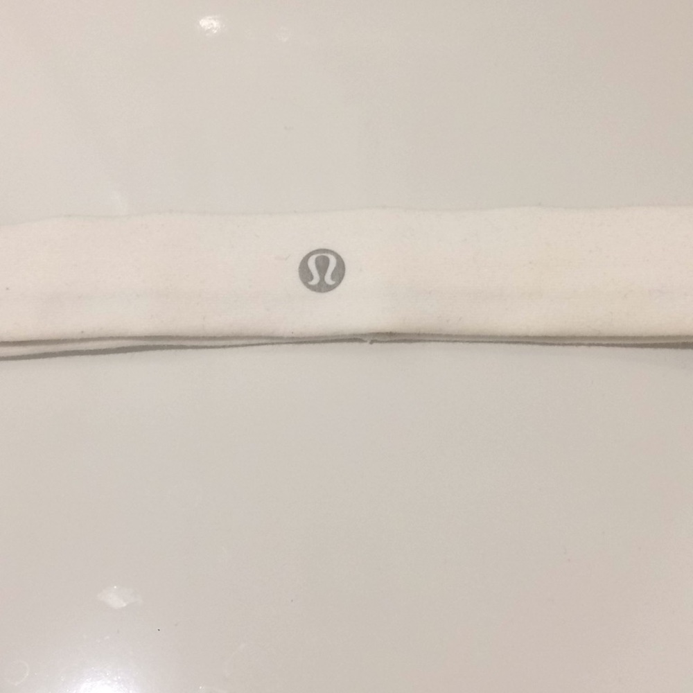 white lululemon headband